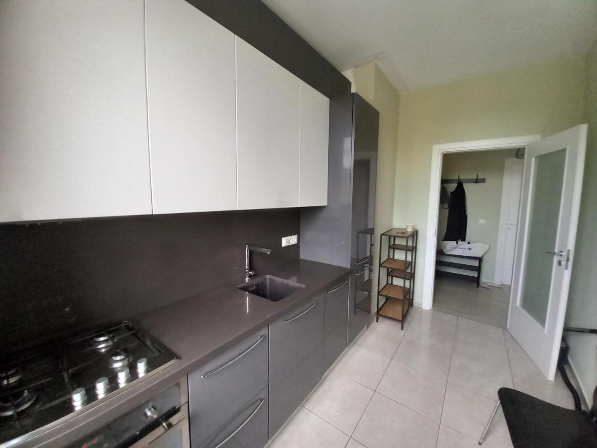 Herastrau Apartment Bukares Bagian luar foto