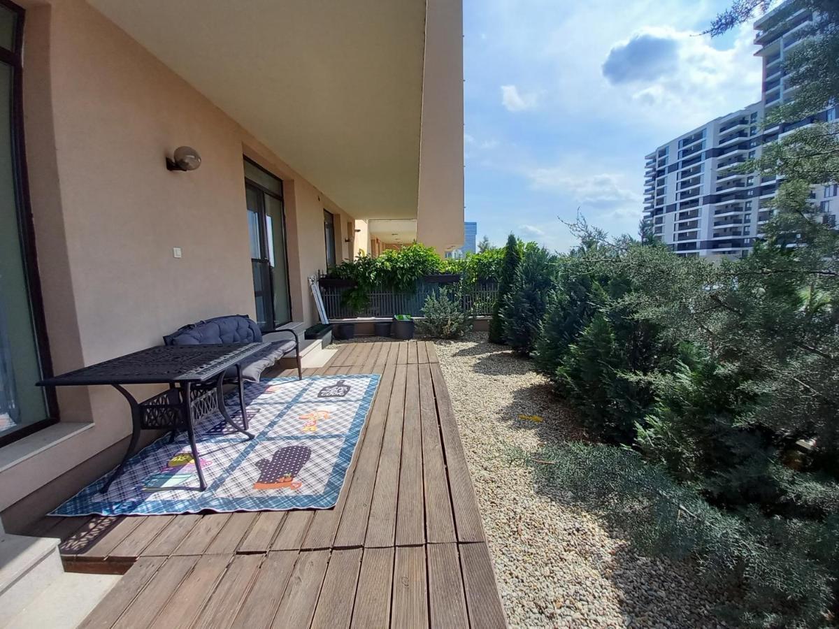 Herastrau Apartment Bukares Bagian luar foto