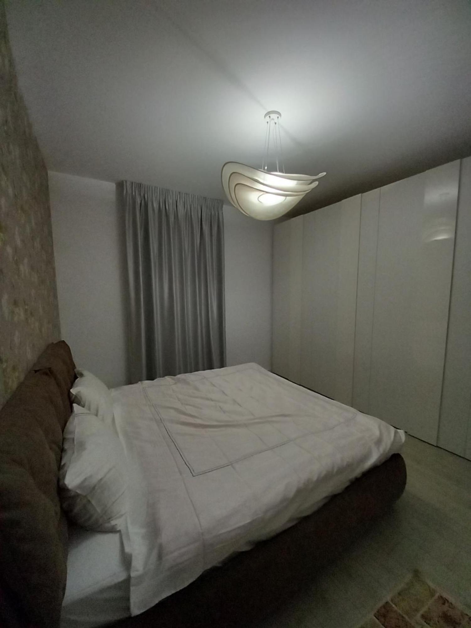 Herastrau Apartment Bukares Bagian luar foto