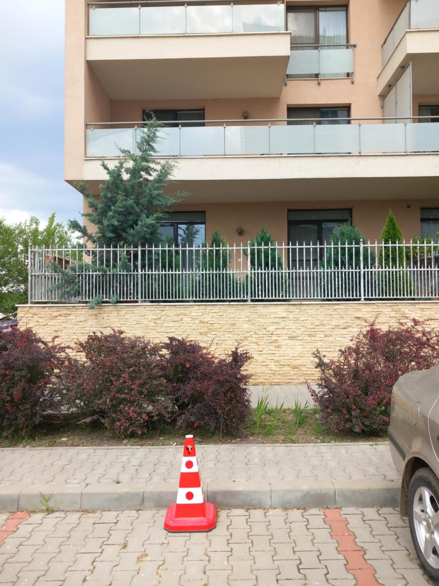 Herastrau Apartment Bukares Bagian luar foto